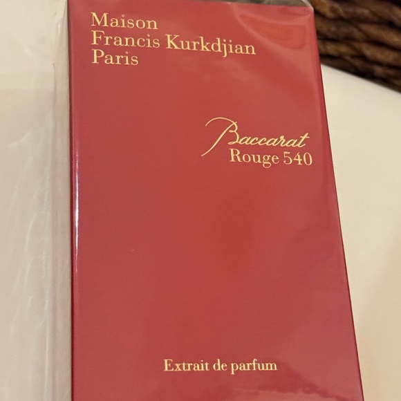 Baccarat Rouge 540 Extrait de Parfum 2.4 oz bottle - Picture 8 of 8